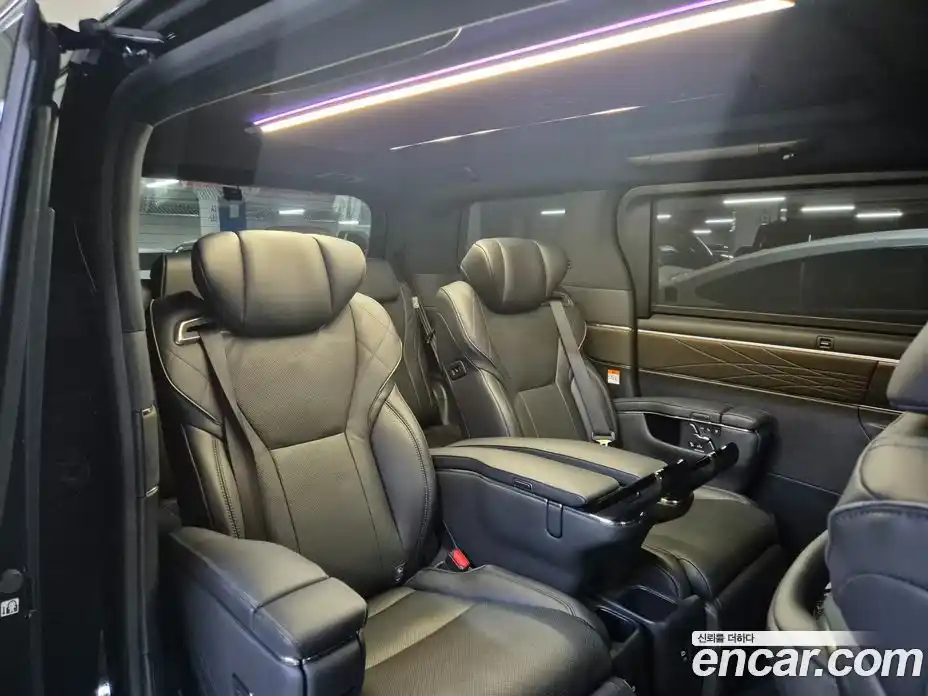 Toyota Alphard 2024 2.5 гидро, фото 13