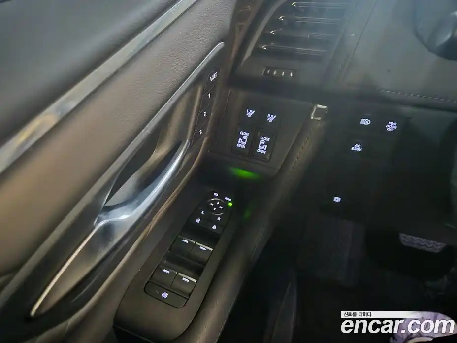 Toyota Alphard 2024 2.5 гидро, фото 6