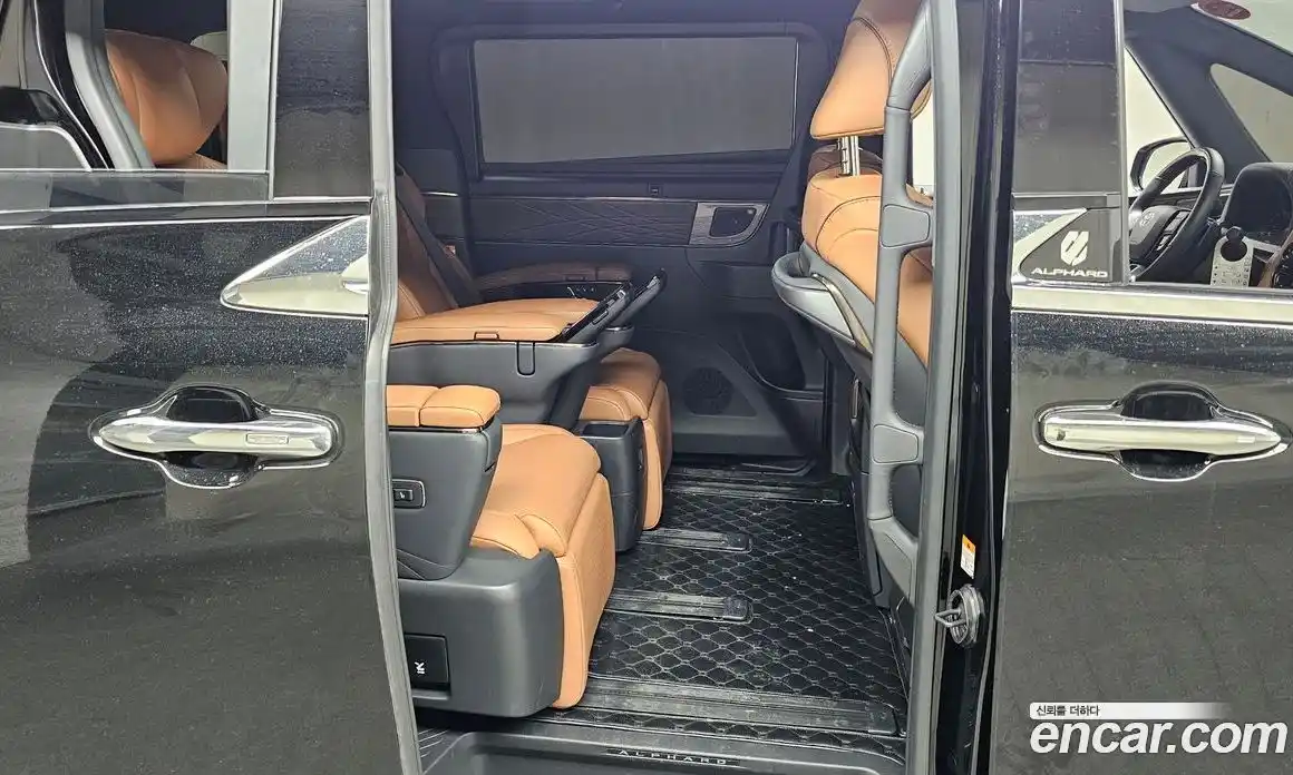 Toyota Alphard 2025 2.5 гидро, фото 17