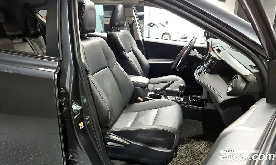 Toyota RAV4 2018 2.5 гидро, фото 18