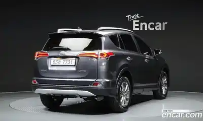 Toyota RAV4 2018 2.5 гидро, миниатюра 2