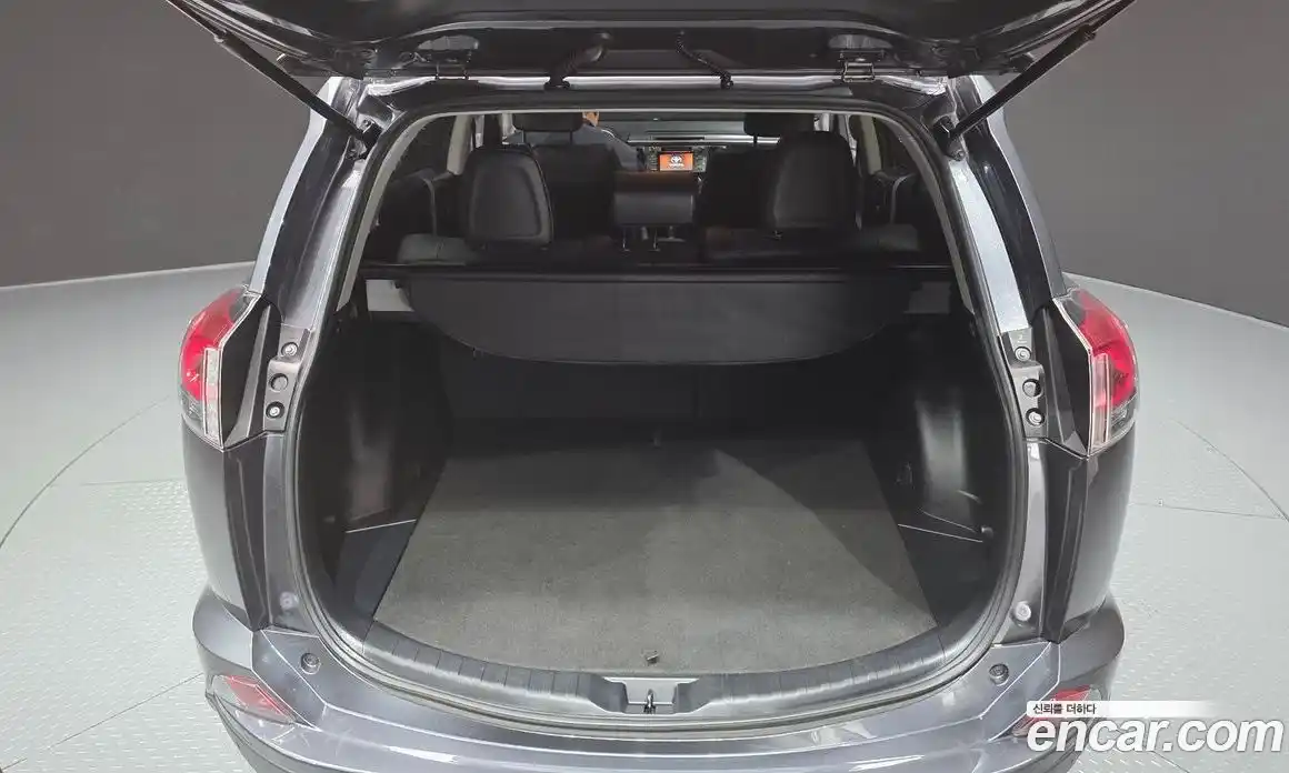 Toyota RAV4 2018 2.5 гидро, фото 26