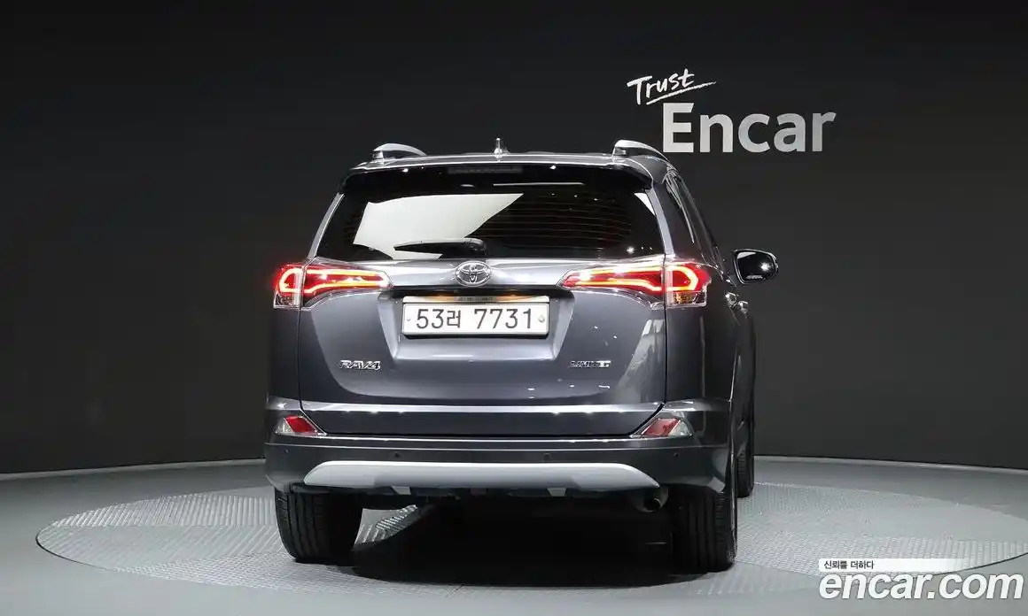 Toyota RAV4 2018 2.5 гидро, фото 4