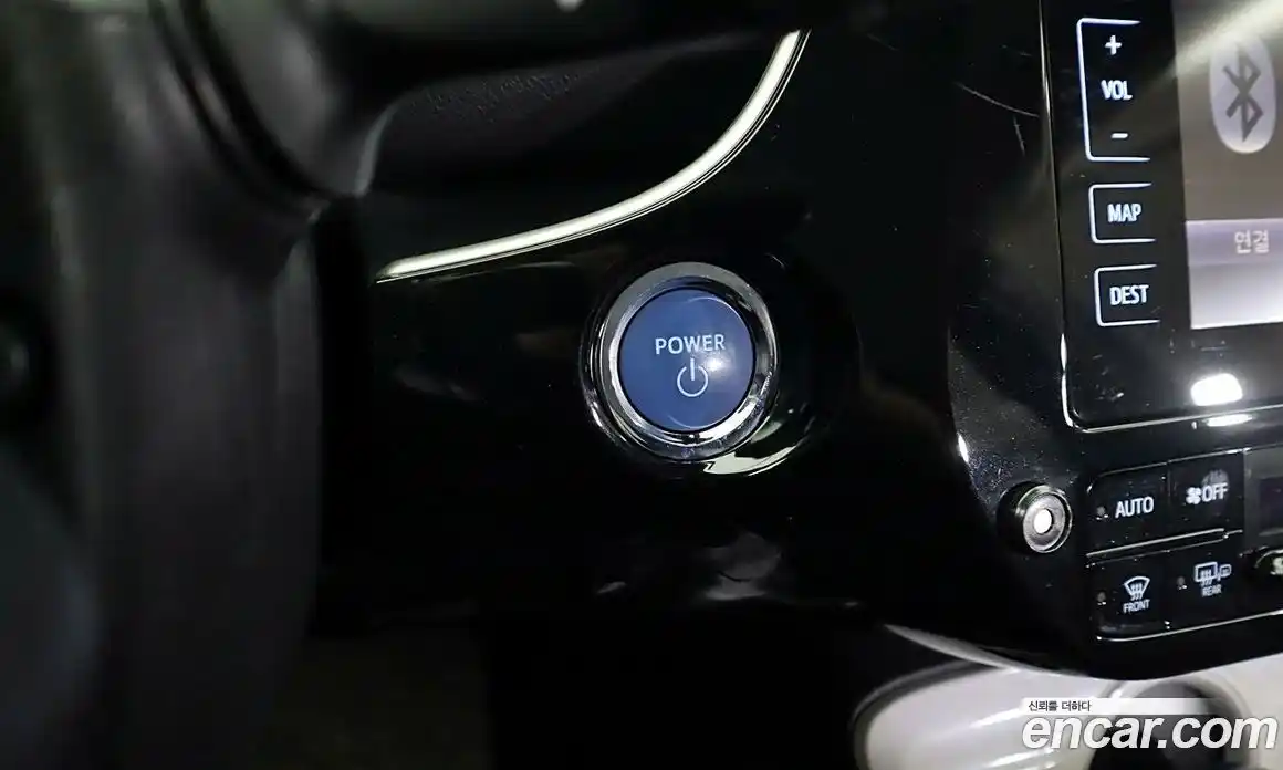 Toyota Prius 2017 1.8 гидро, фото 17