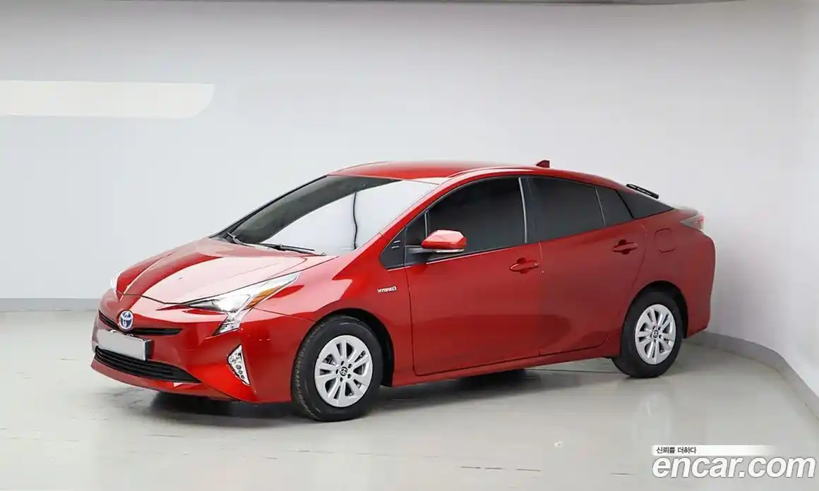 Toyota Prius 2017 1.8 гидро, фото 2