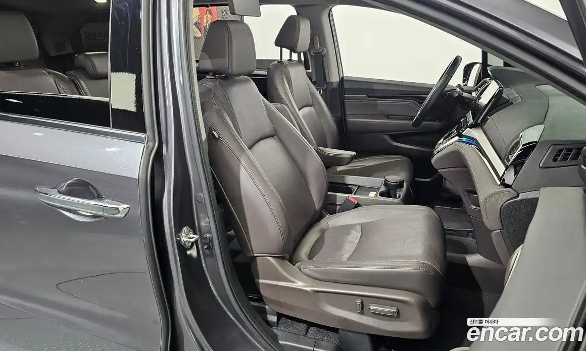 Honda Odyssey 2018 3.5 автомат (гидро), фото 12