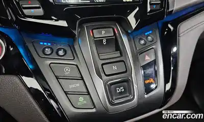 Honda Odyssey 2018 3.5 автомат (гидро), миниатюра 9