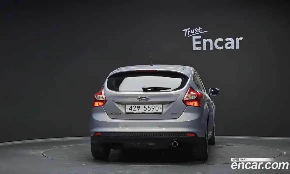 Ford Focus 2014 2.0 автомат (гидро), фото 4