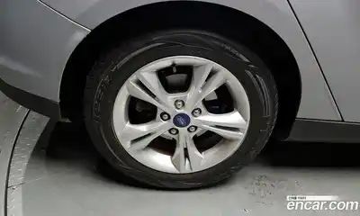 Ford Focus 2014 2.0 автомат (гидро), миниатюра 5