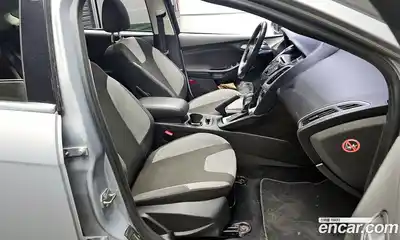Ford Focus 2014 2.0 автомат (гидро), миниатюра 10