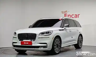 Lincoln Aviator