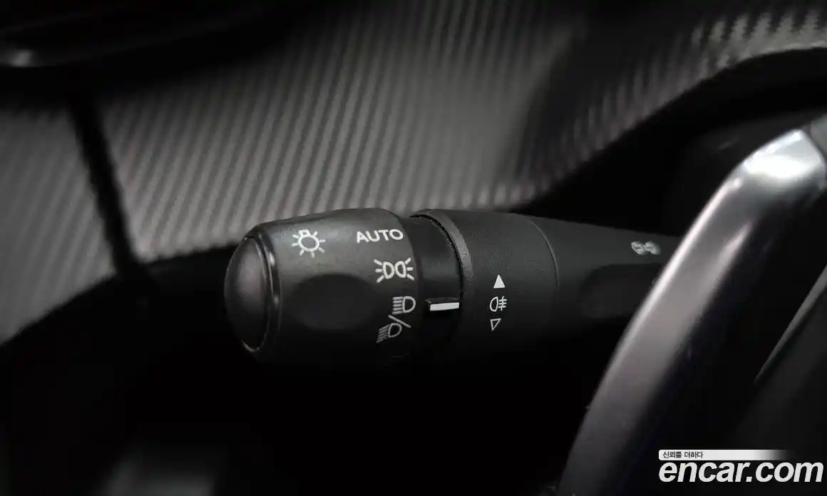 Peugeot 2008 2021 1.5 автомат (гидро), фото 24