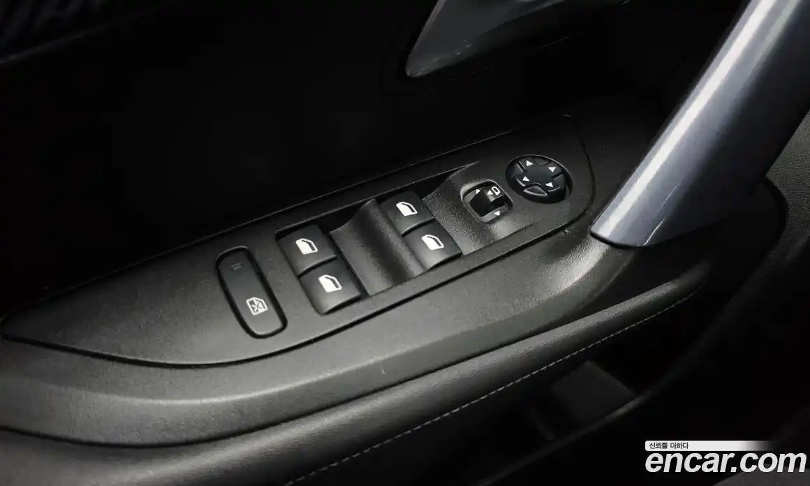 Peugeot 2008 2021 1.5 автомат (гидро), фото 27