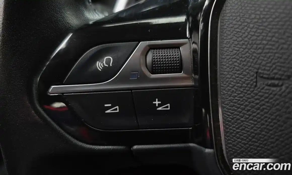 Peugeot 2008 2021 1.5 автомат (гидро), фото 28