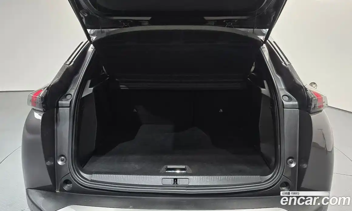 Peugeot 2008 2021 1.5 автомат (гидро), фото 34