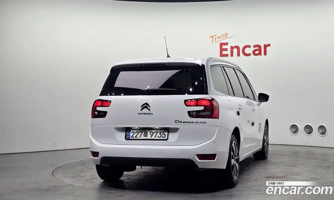 Citroen C4 Spacetourer 2019 2.0 гидро, фото 4