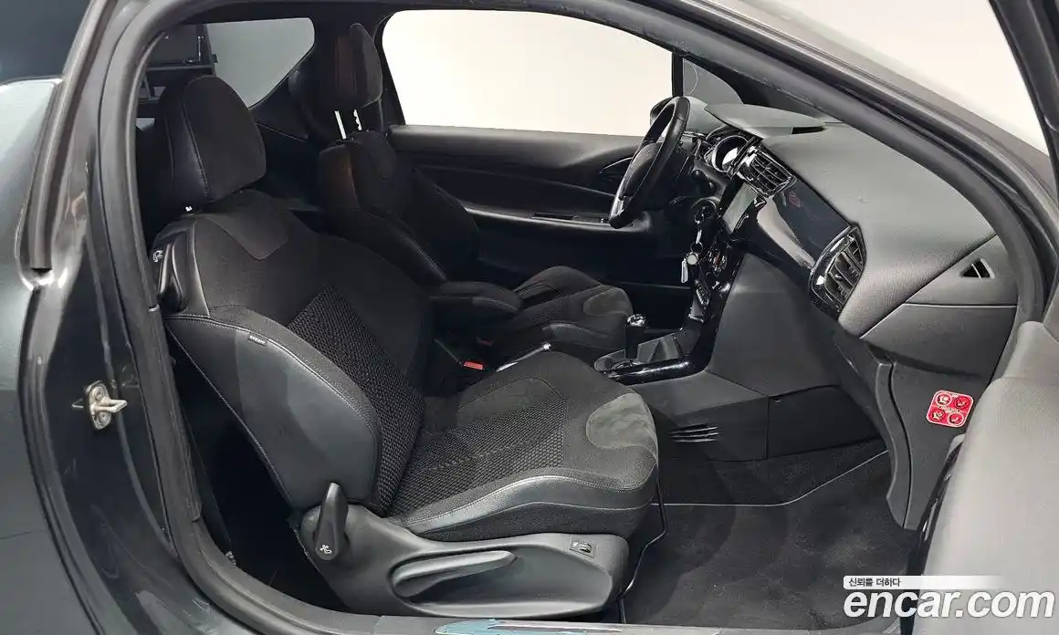 Citroen DS3 2017 1.6 гидро, фото 16