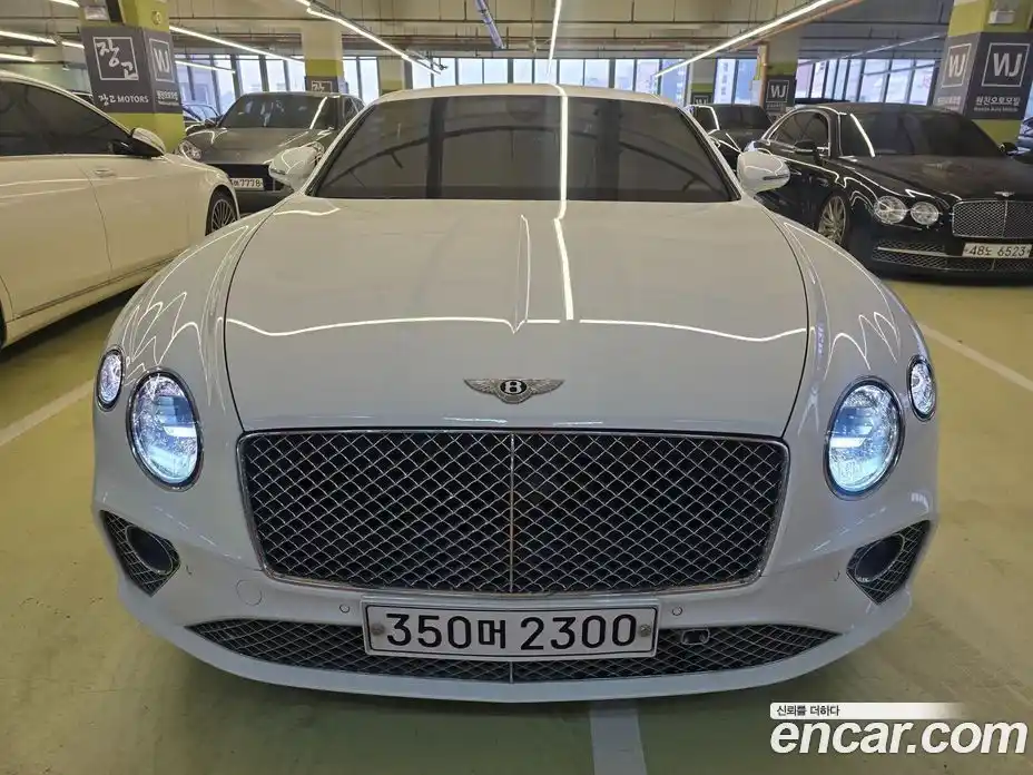 Bentley Continental 2020 4.0 гидро, фото 3