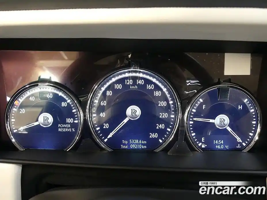 Rolls-Royce Cullinan 2023 6.7 гидро, фото 7