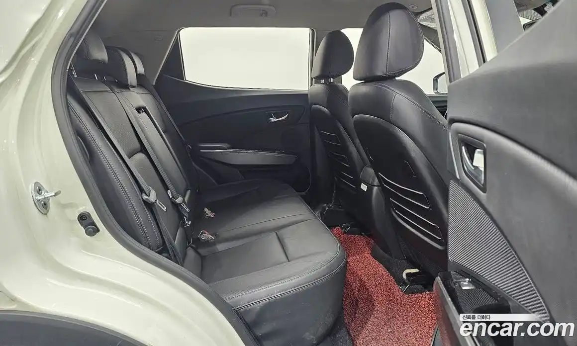SsangYong TIBOLI 2019 1.5 автомат (гидро), фото 12
