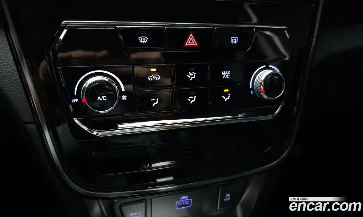 SsangYong TIBOLI 2019 1.5 автомат (гидро), фото 22