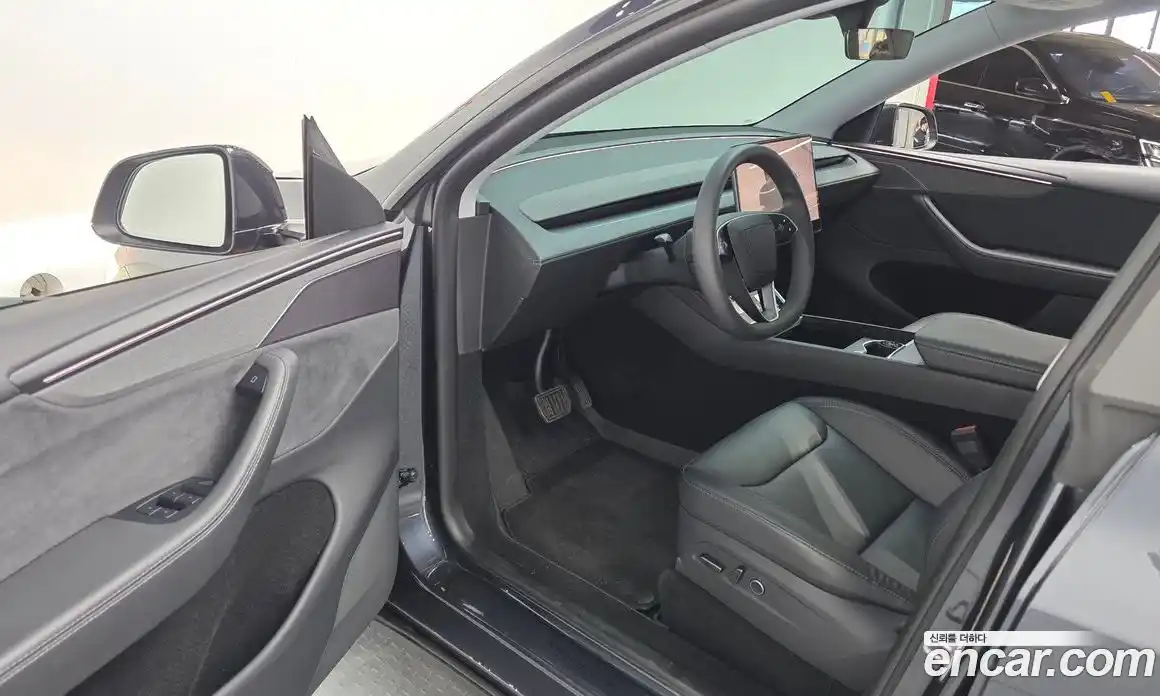 Tesla Model Y 2025 0.2 гидро, фото 13