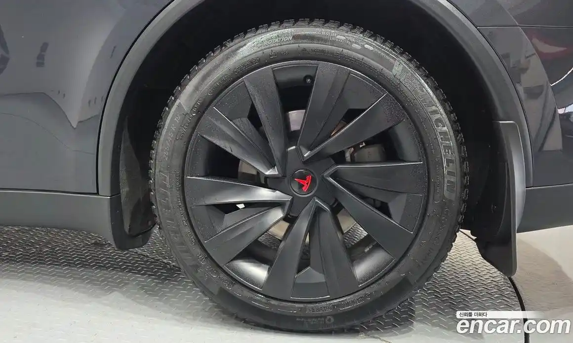 Tesla Model Y 2025 0.2 гидро, фото 7