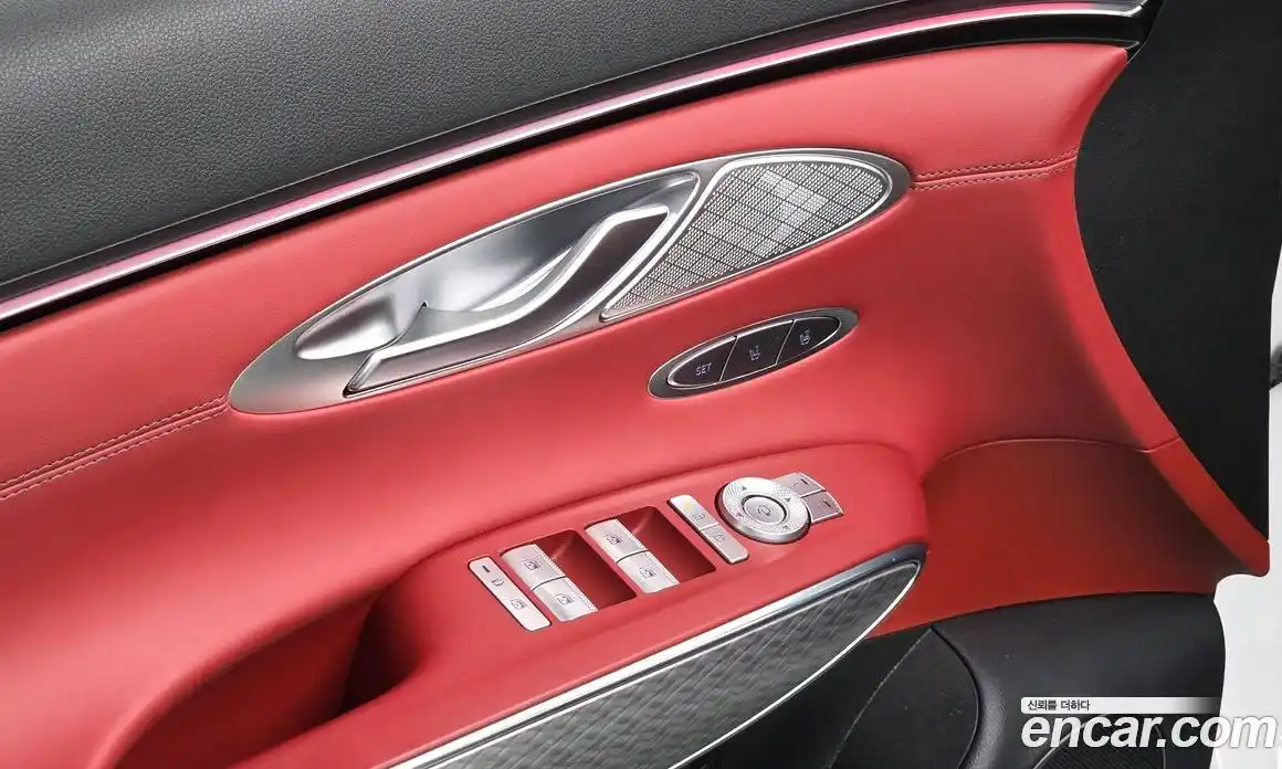 Genesis GV70 2024 2.5 автомат (гидро), фото 17