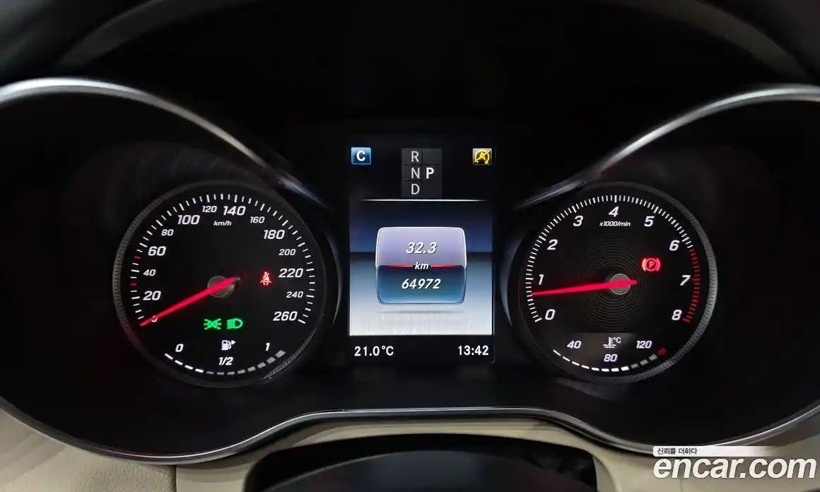 Mercedes-Benz C-Class 2017 2.0 автомат (гидро), фото 11
