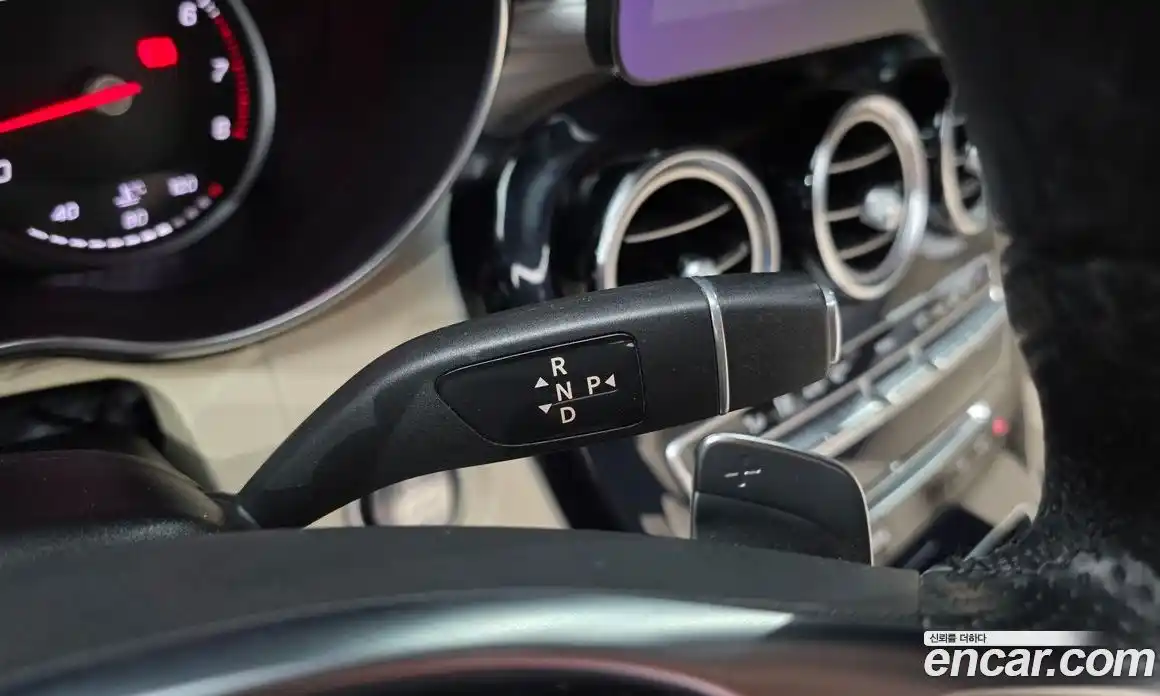 Mercedes-Benz C-Class 2017 2.0 автомат (гидро), фото 12
