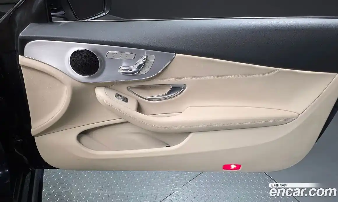 Mercedes-Benz C-Class 2017 2.0 автомат (гидро), фото 15