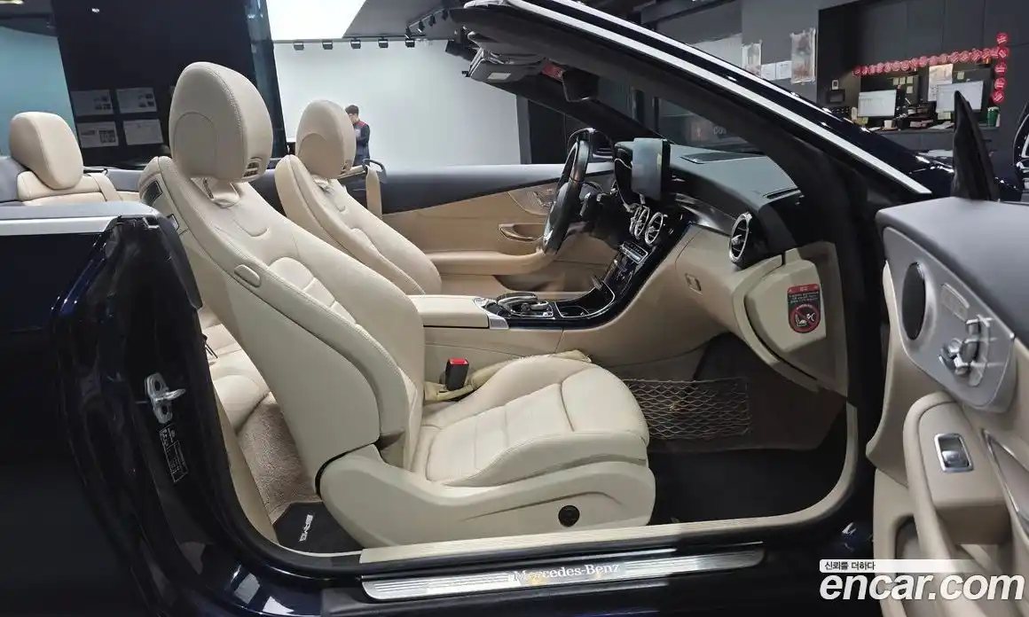 Mercedes-Benz C-Class 2017 2.0 автомат (гидро), фото 16