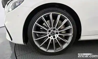Mercedes-Benz E-Class 2020 2.0 автомат (гидро), миниатюра 5