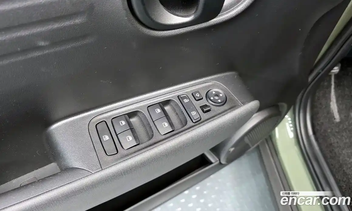 Hyundai Casper 2021 1.0 автомат (гидро), фото 26