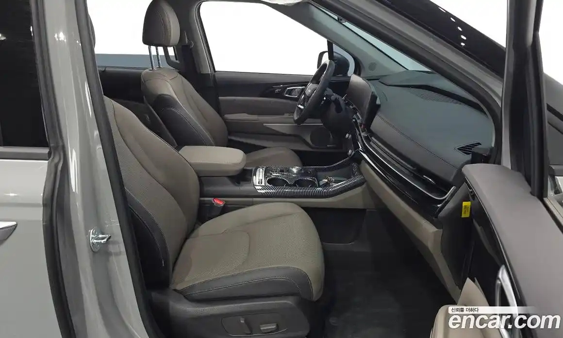 Kia Carnival 2025 2.2 автомат (гидро), фото 10