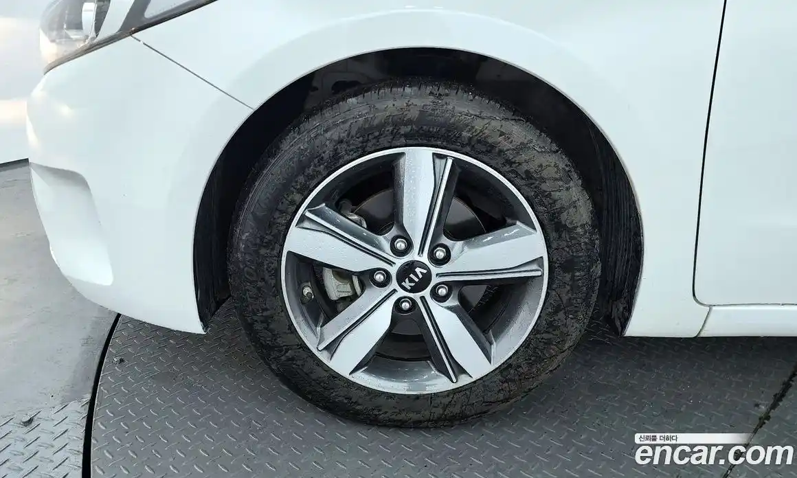 Kia K3 2017 1.6 автомат (гидро), фото 5