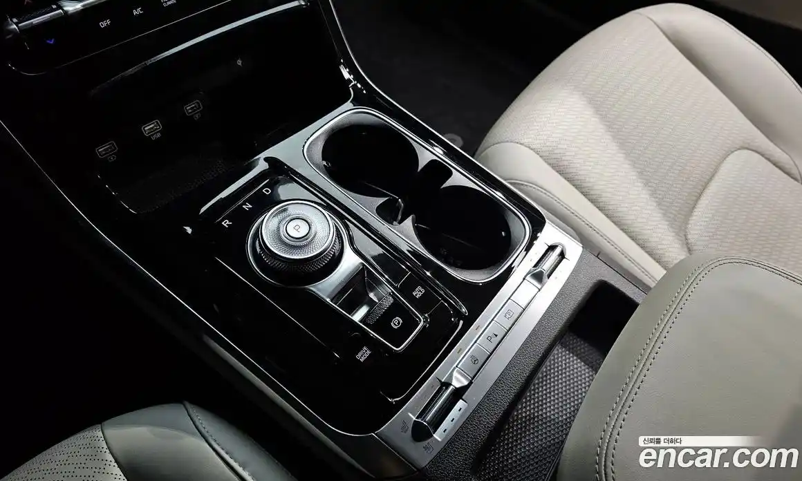 Kia Carnival 2022 3.5 автомат (гидро), фото 12