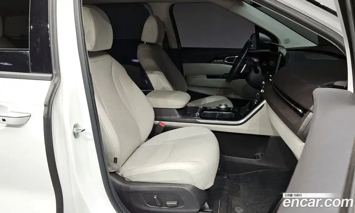 Kia Carnival 2022 3.5 автомат (гидро), фото 17