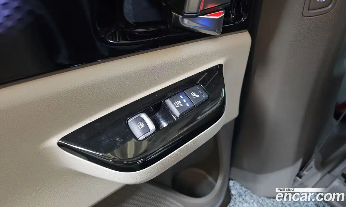 Kia Carnival 2023 3.5 автомат (гидро), фото 18
