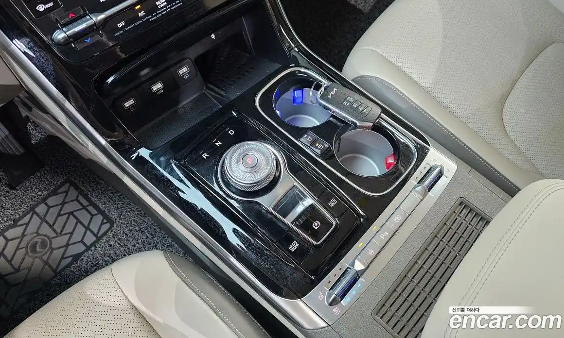 Kia Carnival 2023 3.5 автомат (гидро), фото 9