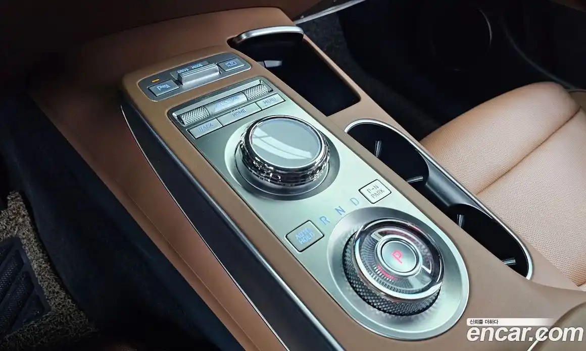 Genesis GV70 2023 2.5 автомат (гидро), фото 12