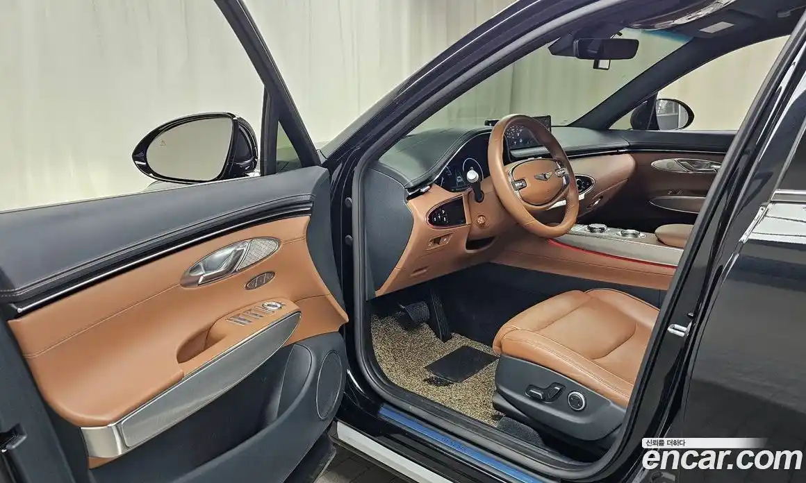Genesis GV70 2023 2.5 автомат (гидро), фото 13
