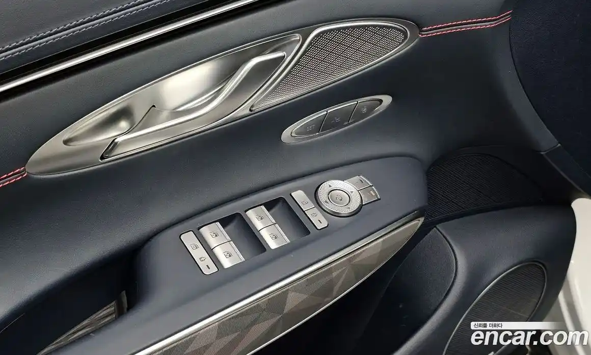 Genesis GV70 2021 2.2 автомат (гидро), фото 19