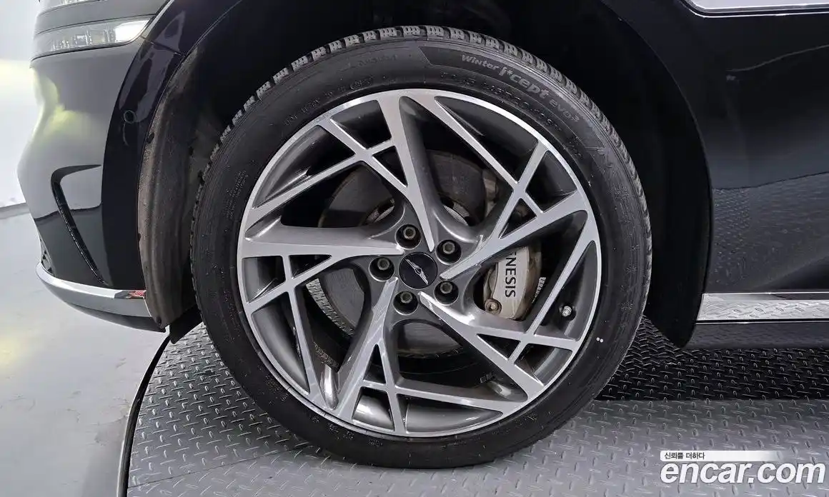 Genesis G90 2023 3.5 гидро, фото 5