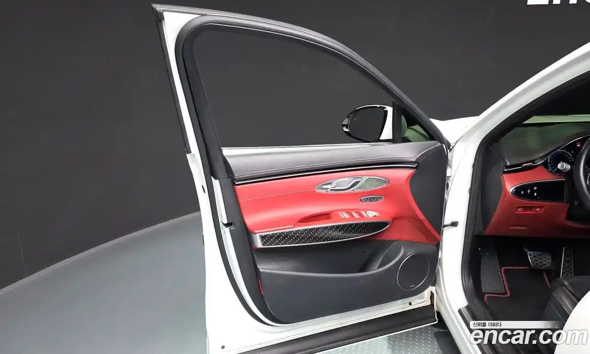 Genesis GV70 2022 2.2 гидро, фото 14