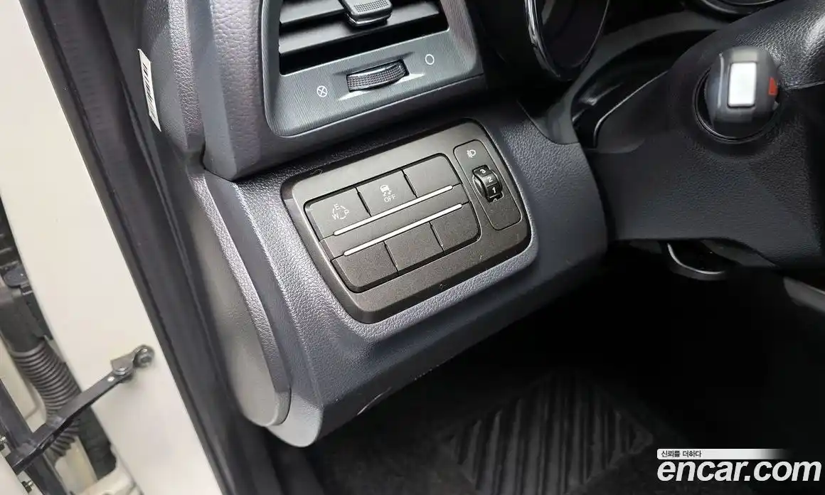 SsangYong TIBOLI 2018 1.6 автомат (гидро), фото 19