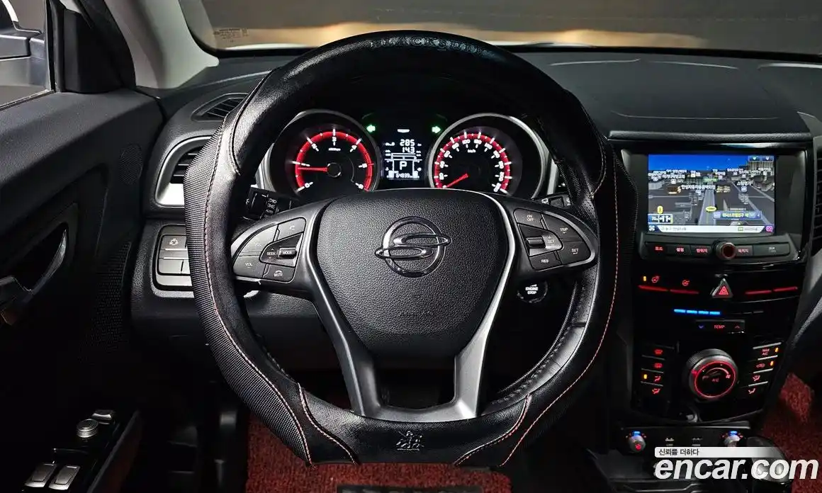 SsangYong TIBOLI 2017 1.6 автомат (гидро), фото 18