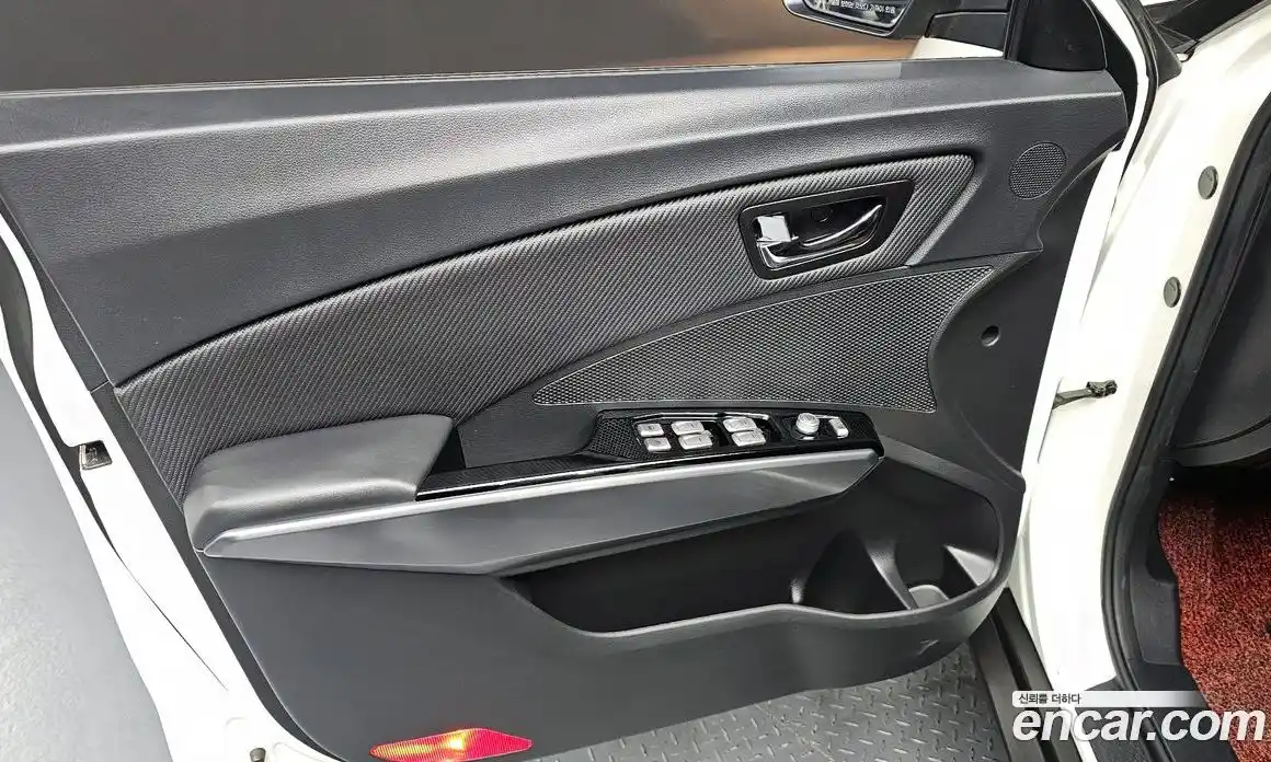 SsangYong TIBOLI 2017 1.6 автомат (гидро), фото 26