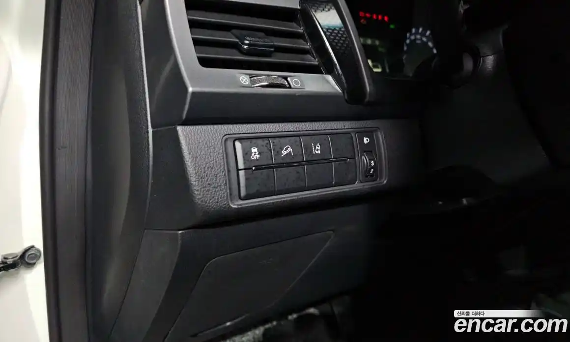 SsangYong Rexton 2021 2.2 автомат (гидро), фото 23 SsangYong Rexton 2021 2.2 автомат (гидро), фото 23