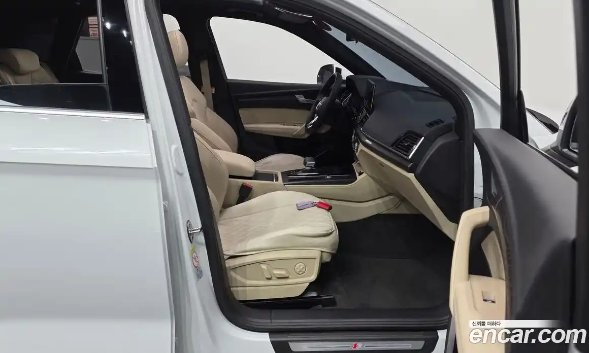 Audi Q5 2023 2.0 автомат (гидро), фото 16